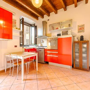 Guest Planet - Rosso - Navigli Area Appartamento